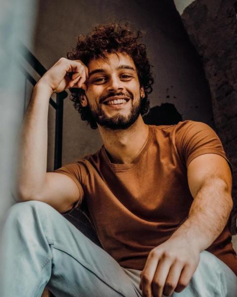 Leoanardo V. - Foto 1