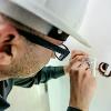 Elettricisti: 4 motivi essenziali per assumerne uno