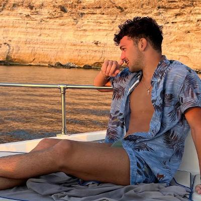Davide