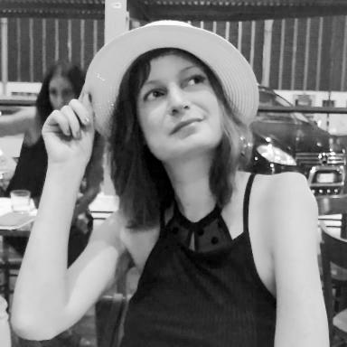 Elisabetta P. - Foto 1
