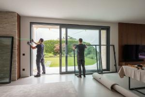 installare porte scorrevoli in alluminio: Da €300