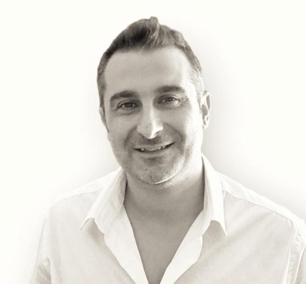 Mario C. - Foto 1