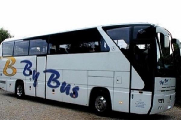 By Bus  - Foto 1