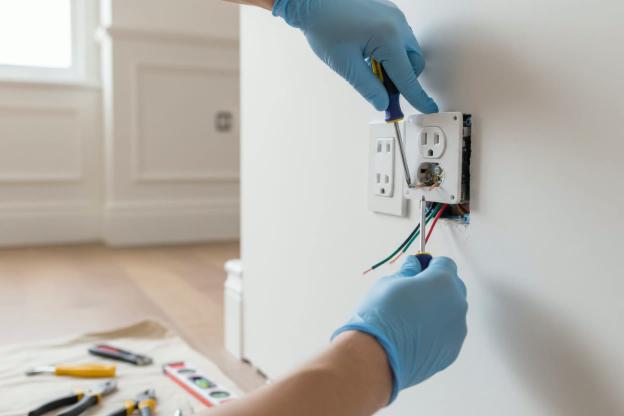 Quanto costa installare una presa a muro?