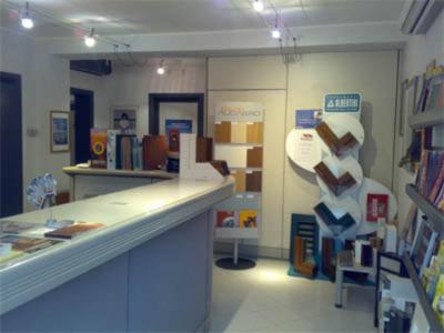 Eredi Rondi Cav. Cesare  - Foto 2