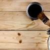 Scopri come riverniciare i mobili e gli infissi in legno!