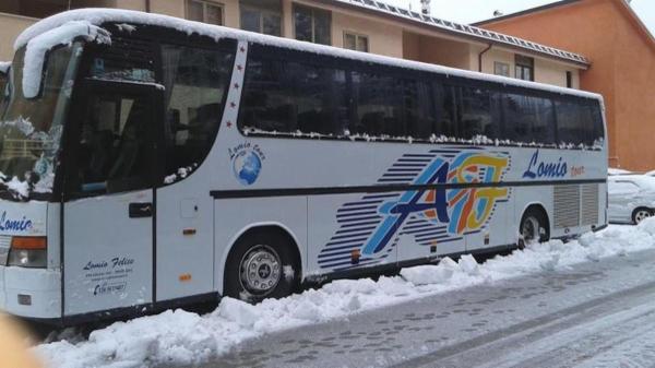 Lomio Tour Noleggio Autobus  - Foto 3