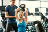 5 benefici che solo un personal trainer può fornirti