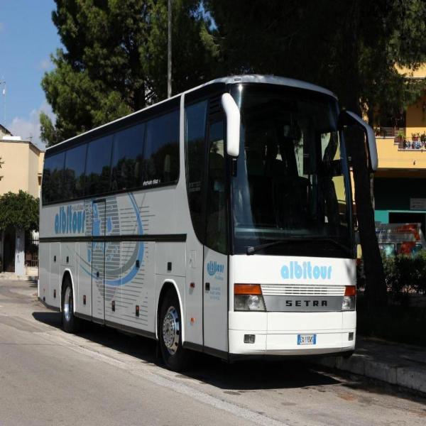 Albitour - Autonoleggio  - Foto 4