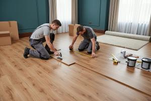 posare pavimenti in vinile o linoleum: Da €5