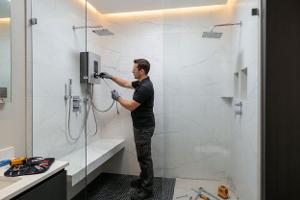 installare la doccia vapore: Da €140