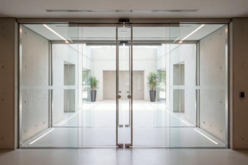 porta in vetro per esterni