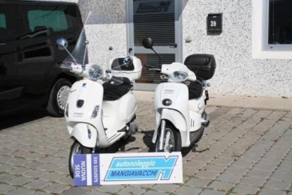 Autonoleggio Mangiavacchi  - Foto 4