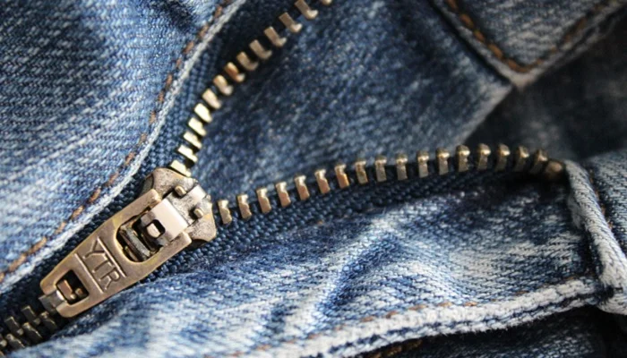 zip cerniera 1