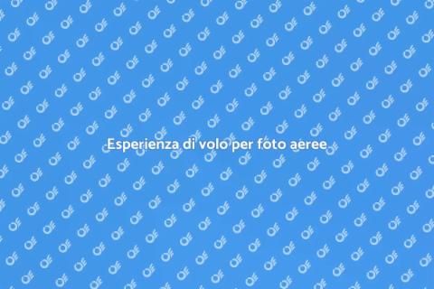 Volo turistico per foto aeree