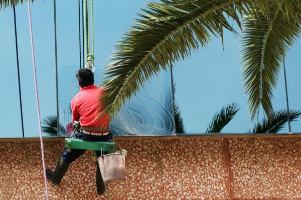 Benefici dell'assunzione di lavavetri professionisti