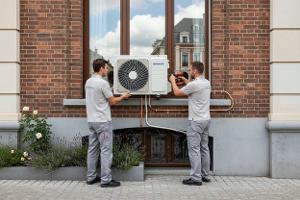 installare un climatizzatore sotto la finestra: Da €120