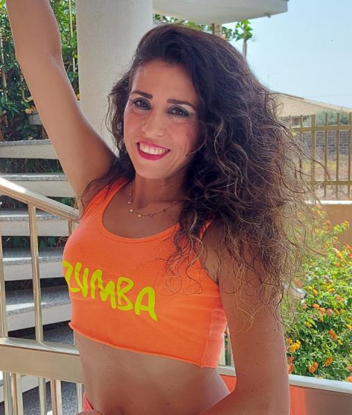 Simona R. - Foto 1