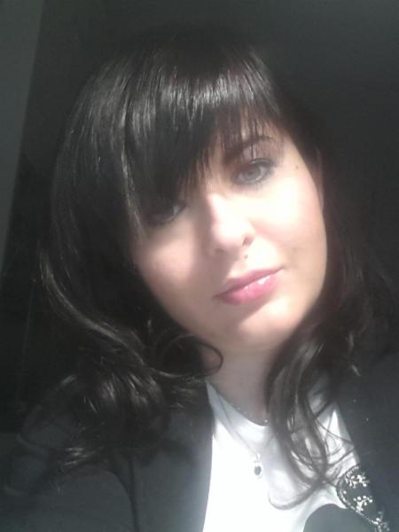 Manuela Simona P. - Foto 1