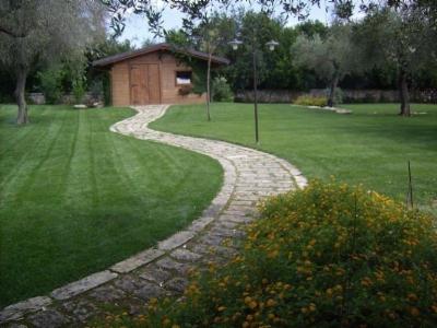 D. & S. Giardini  - Foto 3