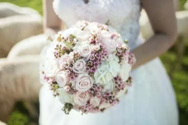 Come organizzare il perfetto matrimonio all'aperto