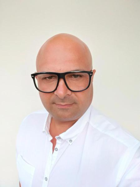 EMILIANO S. - Foto 1