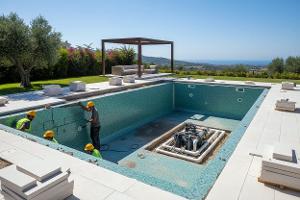 costruire piscina: Da €1,000