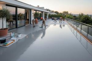 installare terrazza in resina: Da €20