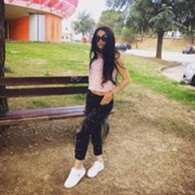 Mbacrel Alina  - Foto 1