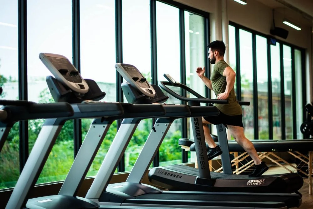a che velocità correre e cosa mangiare