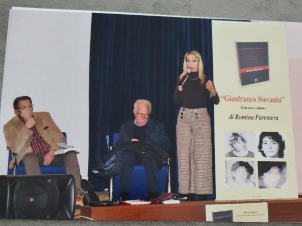 ROMINA P. - Foto 2