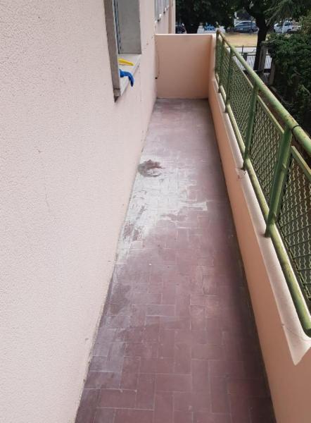 flo multiservizi s..a.s.pulizie civili e industriali, tinteggiature, manutenzione giardini. Vendita articoli per igiene dell’ambiente e della persona all’ingrosso e al dettaglio - Foto 17