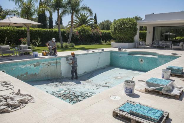Quanto costa ristrutturare una piscina?