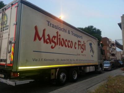 Traslochi e Trasporti Magliocco Sebastiano e Luca  - Foto 4