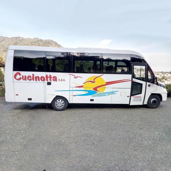 Cucinotta Michele Noleggio Bus Sas  - Foto 3