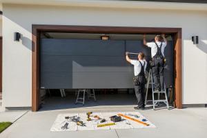 installare la porta elettrica del garage: Da €450