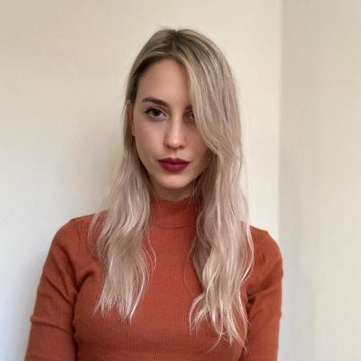 Graphic Design / Hostess