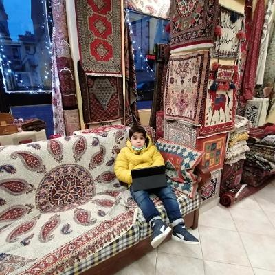 Sole tappeti orientali di Tari Verdizadeh Khosro