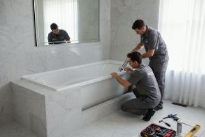 installare rivestimento della vasca da bagno: Da €700