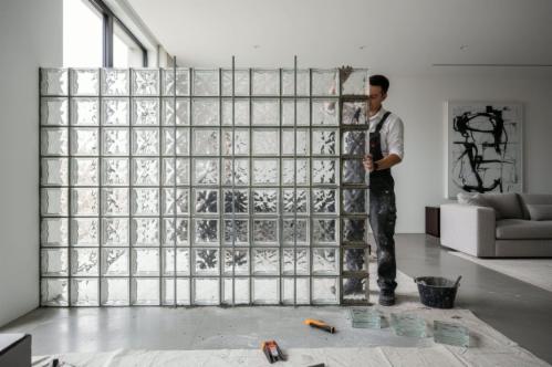 installare parete in vetrocemento