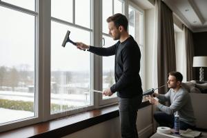 rimuovere la condensa dalle finestre e sigillare: Da €50