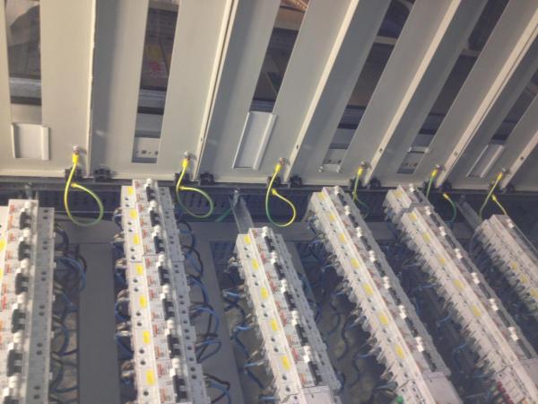 L.R. Impianti Elettrici - Foto 3