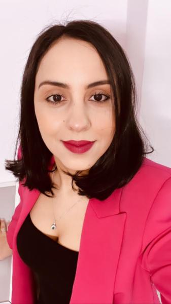 Sana M. - Foto 1