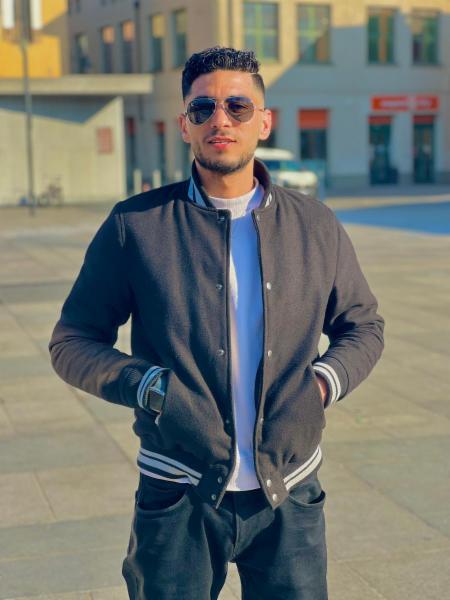 Eslam A. - Foto 1