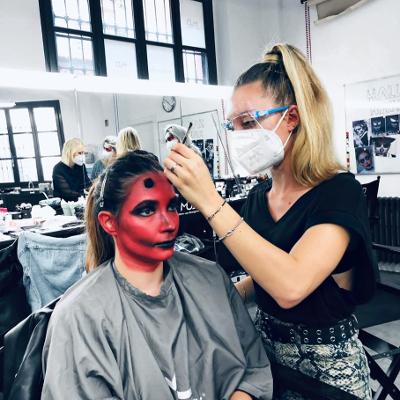 Make-up artist