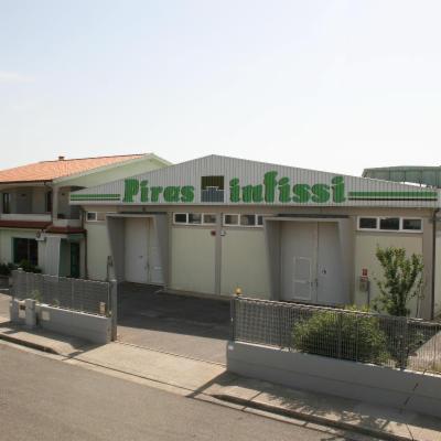 Piras Infissi  - Foto 2