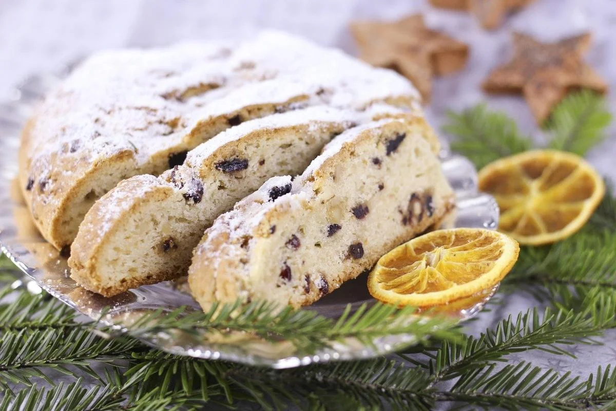 Piatti tipici tedeschi Stollen mit marzapan