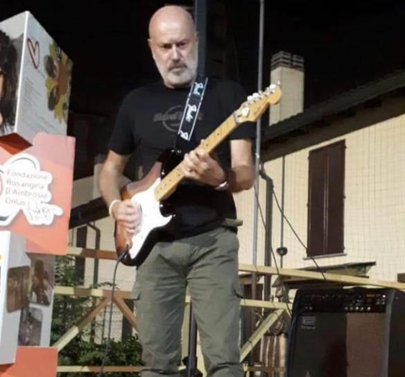 Elio M. - Foto 1