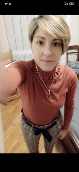Manuela  - Foto 1