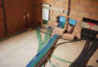Costruzioni Elettriche Panizza  - Foto 2